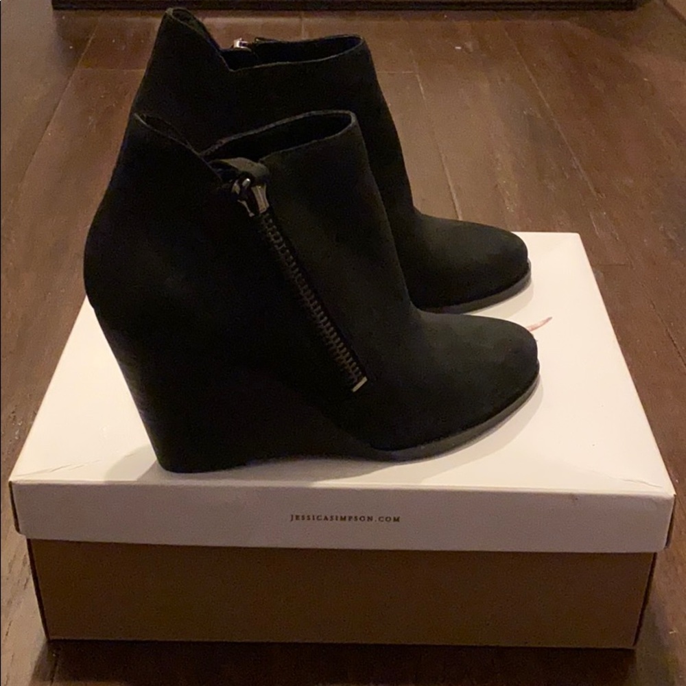 Jessica Simpson ankle boot